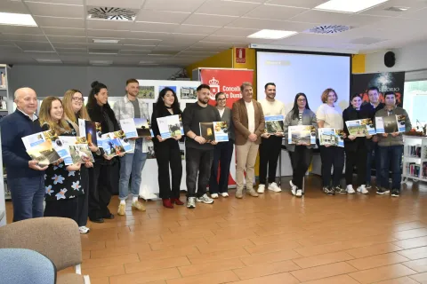 entrega de premios Dumbríaé